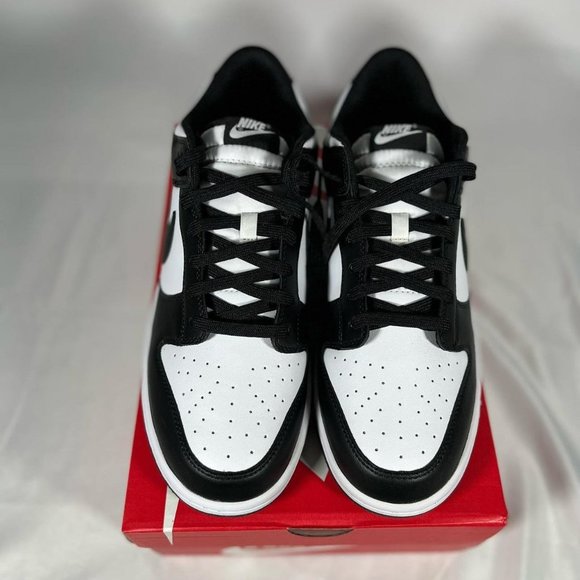 Nike Dunk Low "WORLD CHAMPS BLACK WHITE" - Picture 3 of 4